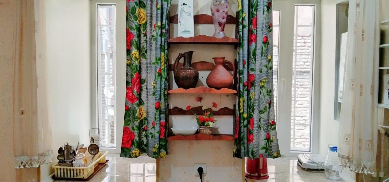טביליסי Apartment On Erekle מראה חיצוני תמונה