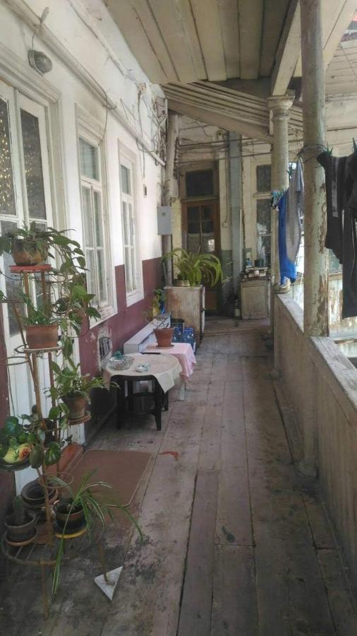 טביליסי Apartment On Erekle מראה חיצוני תמונה