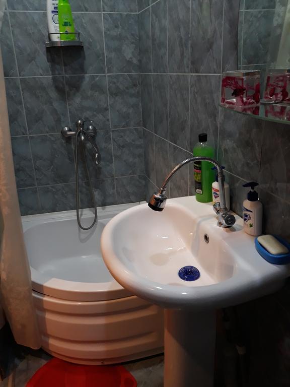 טביליסי Apartment On Erekle מראה חיצוני תמונה