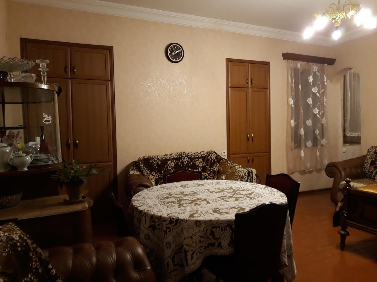 טביליסי Apartment On Erekle מראה חיצוני תמונה